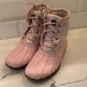 Sperry Kids' 12 Saltwater Duck Boots Pearlized Blush Pink